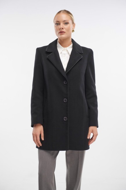 Coat with lapel collar and leatherette details
