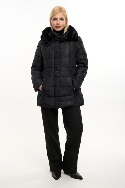 Μπουφάν με αποσπώμενη γούνα