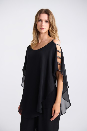 Μπλούζα με ανοίγματα και στρας στο μανίκι