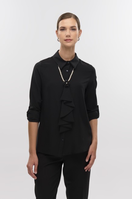 Shirt with detachable necklace