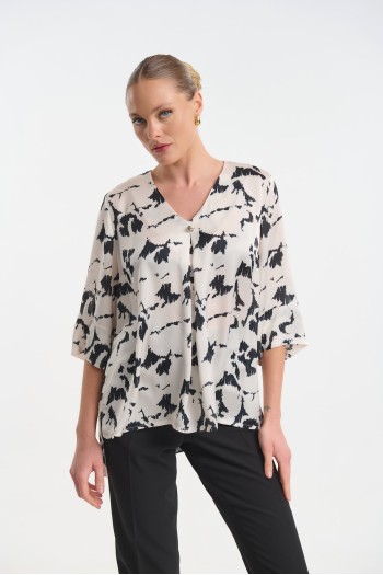 Printed blouse with 3/4 sleeve