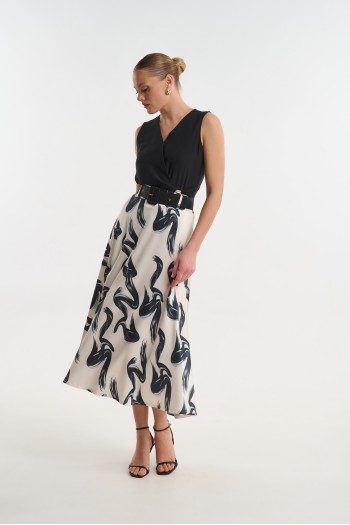 Highwaisted satin skirt